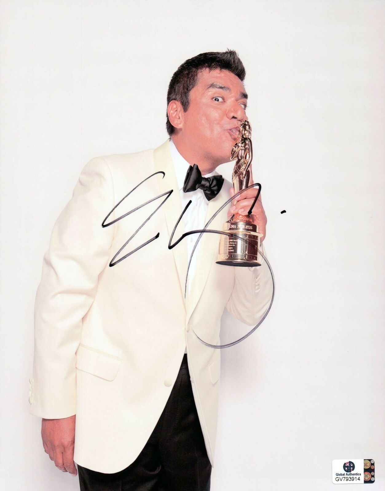 George Lopez Autographed 8X10 Photo Poster painting Comedian Legend Kissing Award GV793914