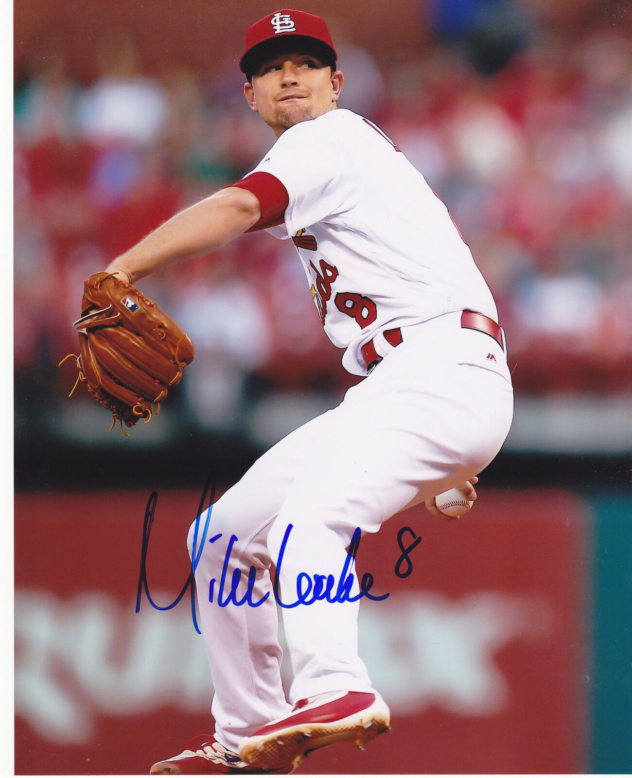 MIKE LEAKE ST. LOUIS CARDINALS ACTION SIGNED 8x10