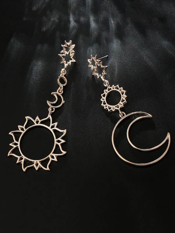Retro Fashion Hollow Pentagram Moon Alloy Asymmetrical Sun Earrings