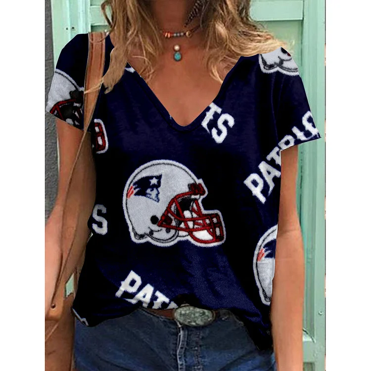 New England Patriots Lightweight Short Sleeve V-Neck T-Shirt