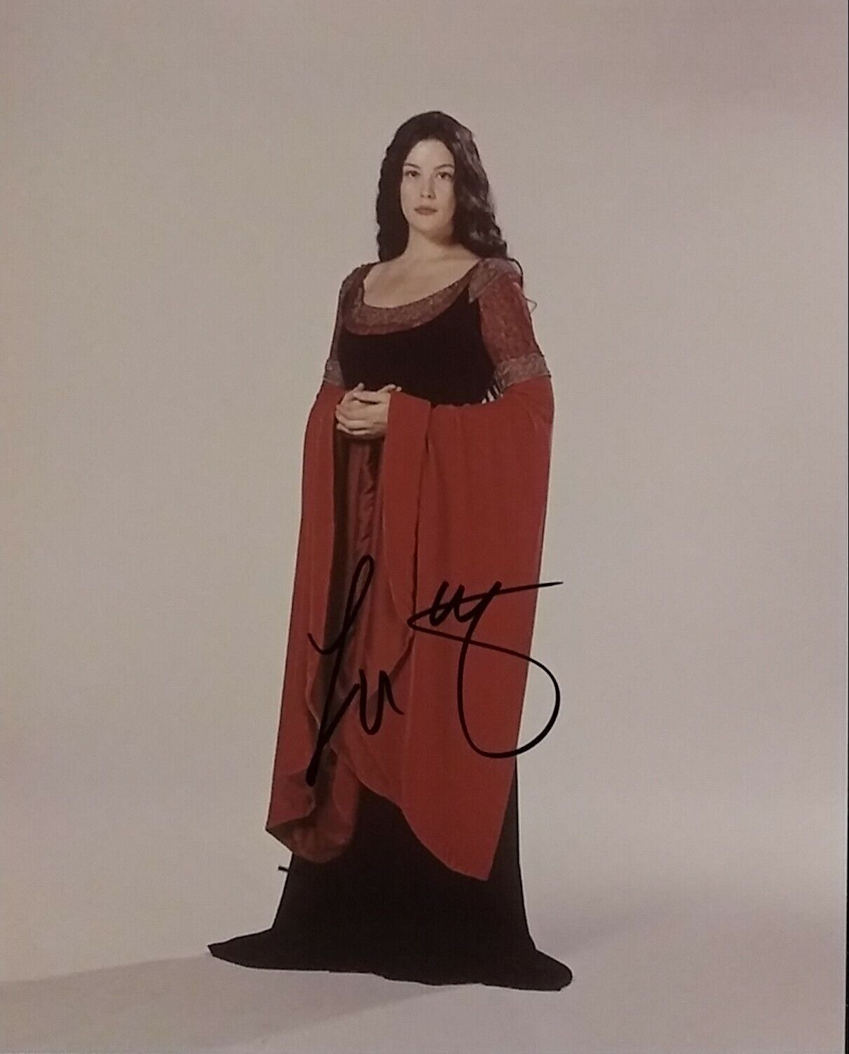 Liv Tyler signed 8x10