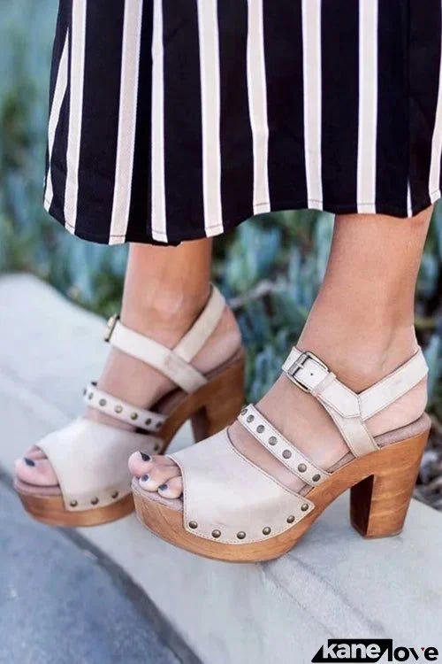 Rivets Buckle Platform Clogs Sandals