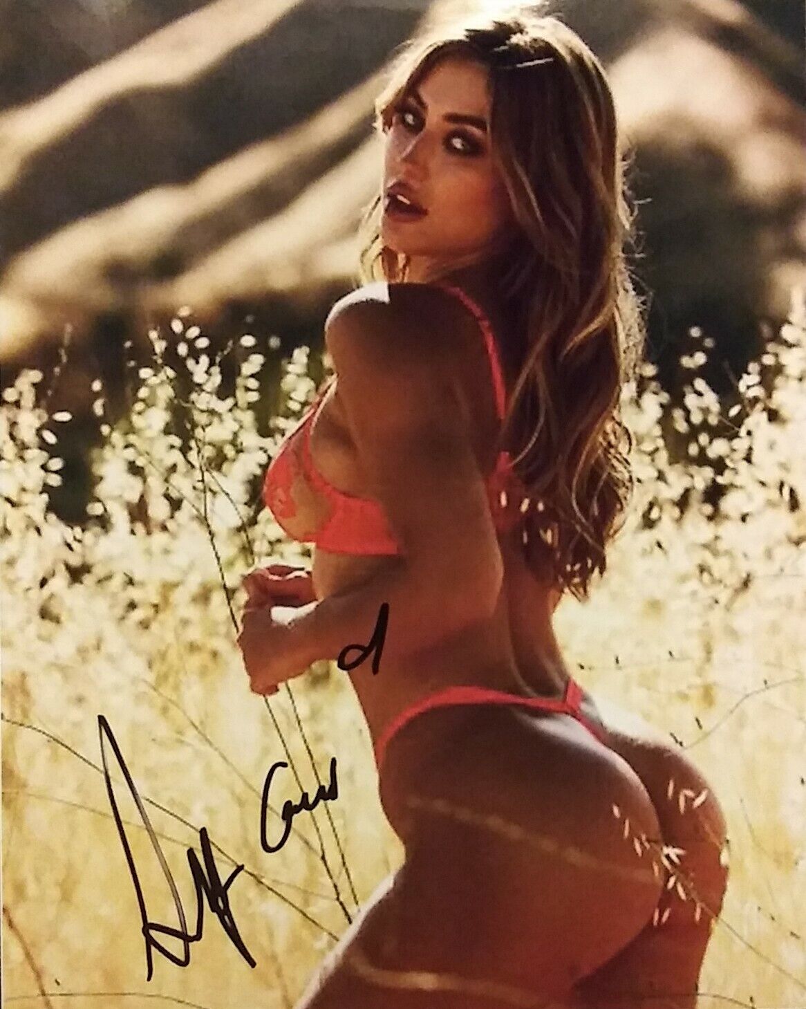 Stefanie gurzanski signed 8 x 10