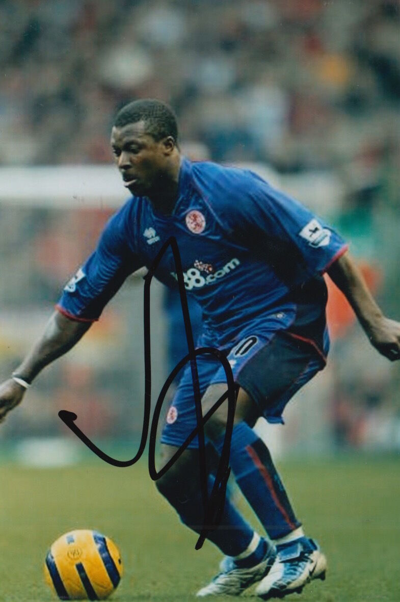 MIDDLESBROUGH HAND SIGNED YAKUBU 6X4 Photo Poster painting 1.