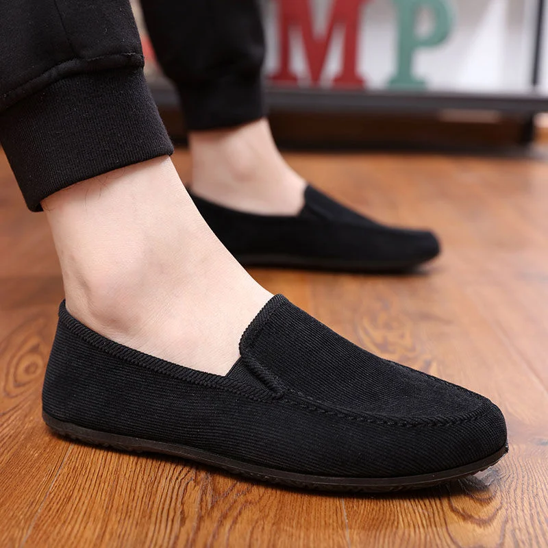 Qengg Summer NEW Men's Loafers Comfortable Flat Casual Shoes Men Breathable Slip-On Soft Leather Driving Shoes Moccasins 2021