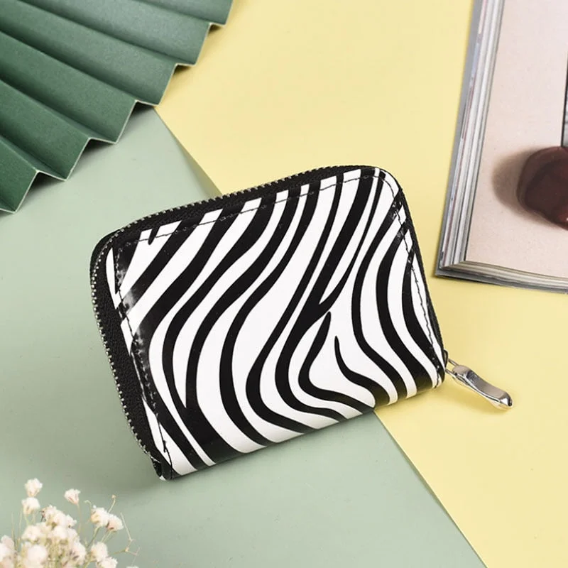Zebra Print Purse Wallet for Women Leather Short Wallet Fashion Cute Credit Card Coin Purses Money Pouch Mini Wallets