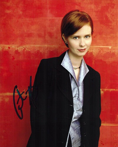 Autographed Photo Poster painting Cynthia Nixon Signed 8 x 10