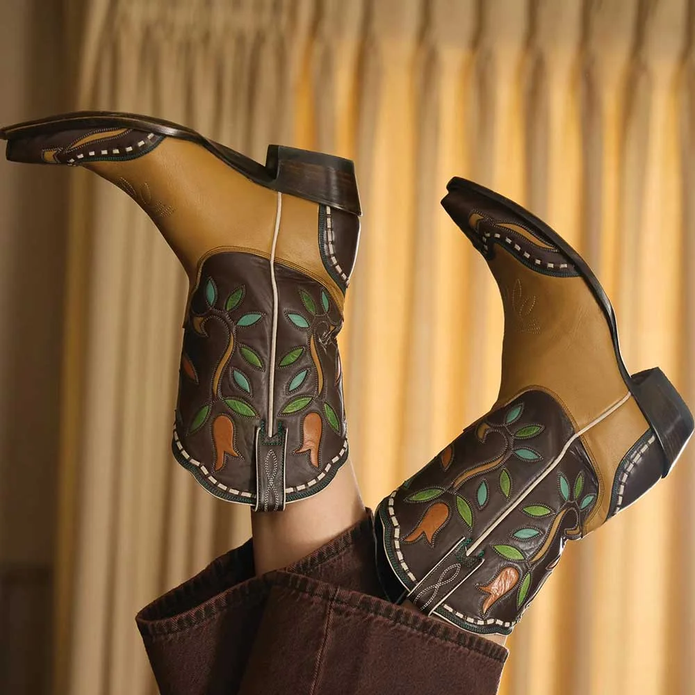 Tan Closed Snip Toe Embroidered Floral Inlay Pull On Western Boots