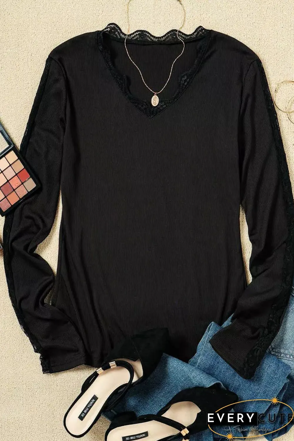 Lace Splicing Scallop V Neck Long Sleeve Blouse