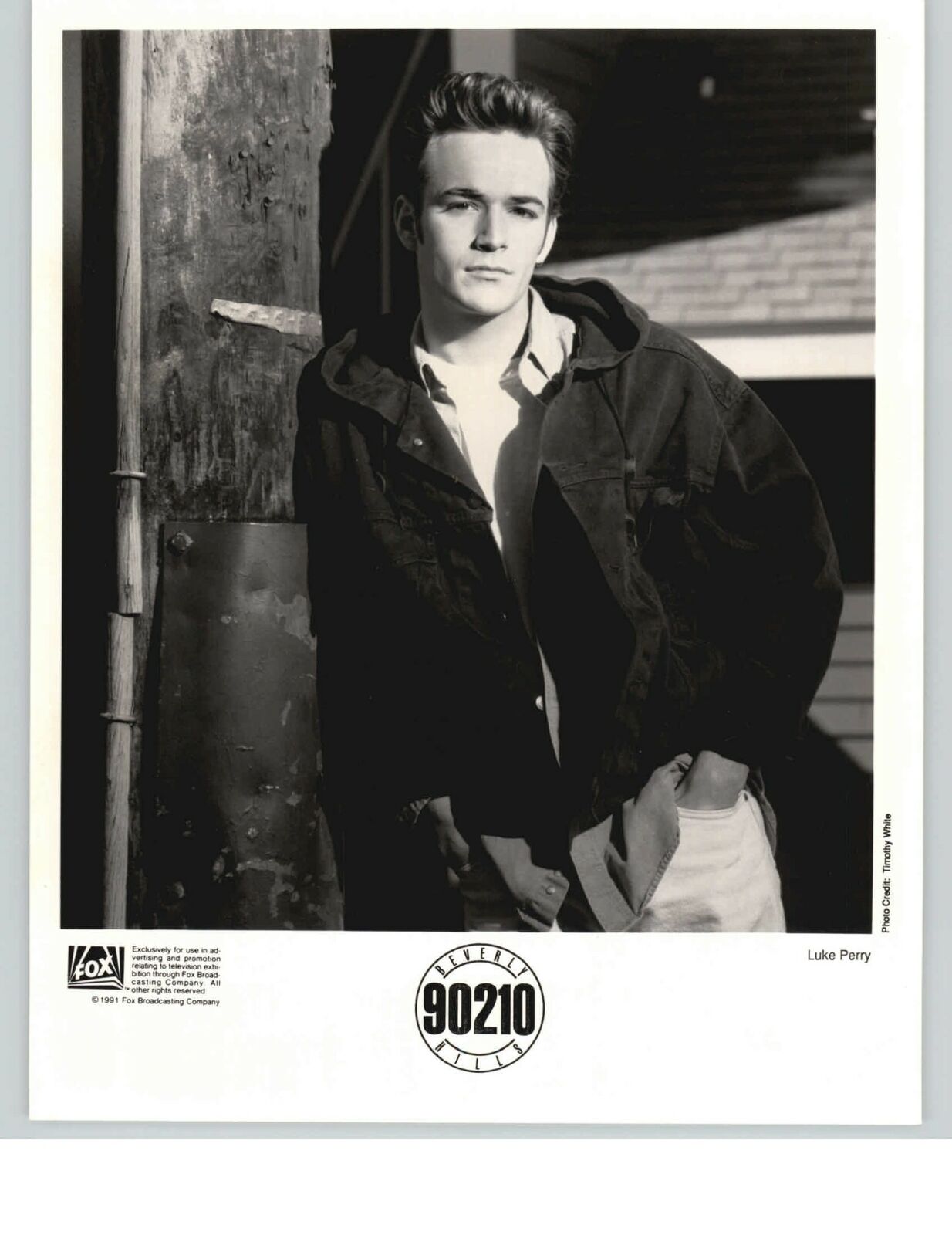 Luke Perry - 8x10 Photo Poster painting Still - Beverly Hills 90210