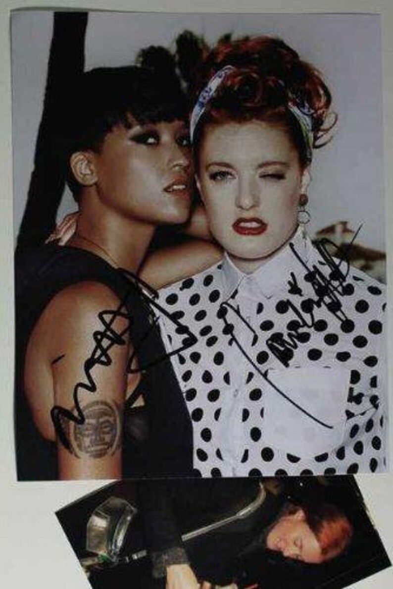 Caroline Hjelt & Aino Jawo Autographed Icona Pop