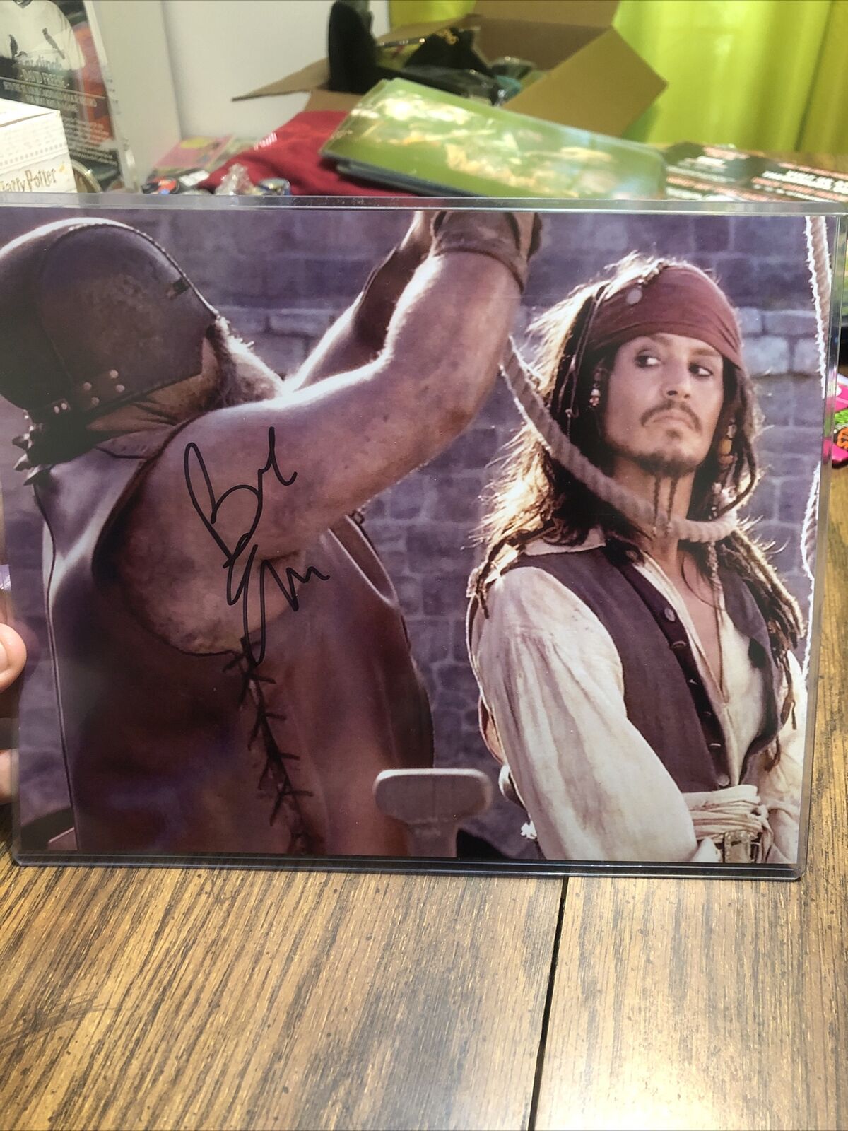 Bob Elmore signed Pirates Of The Caribbean 2 8x10 Photo Poster painting