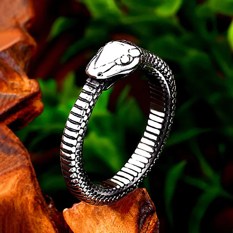 Coutureaura Rattlesnake Titanium Steel Ring