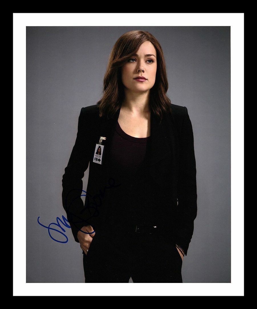 Megan Boone - The Blacklist Autograph Signed & Framed Photo Poster painting