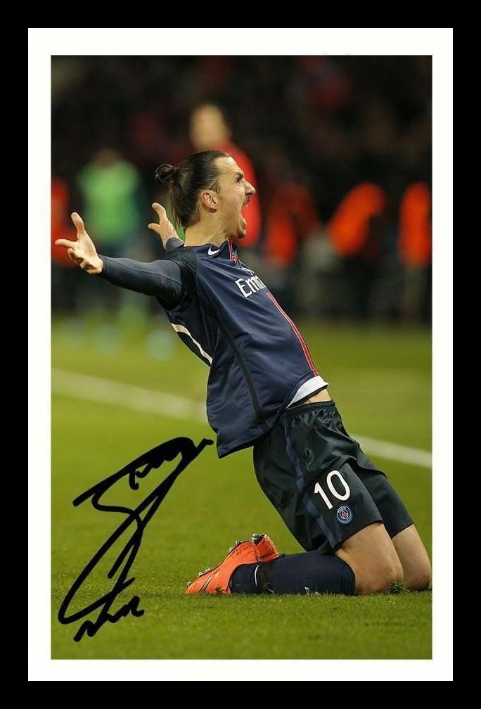 Zlatan Ibrahimovic - Paris Saint Germain PSG Autograph Signed & Framed Photo Poster painting