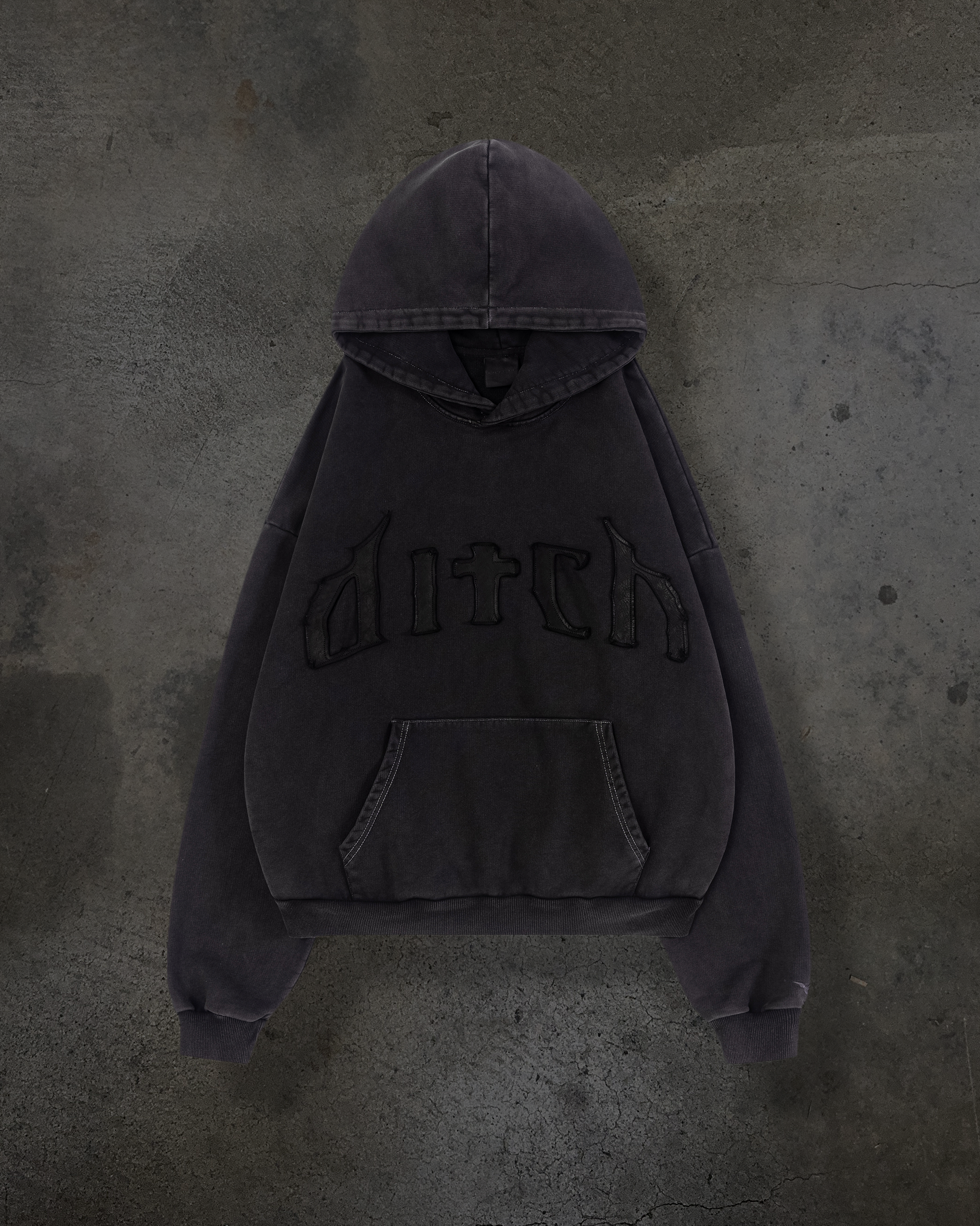 LEATHER PATCH PULLOVER (COAL)