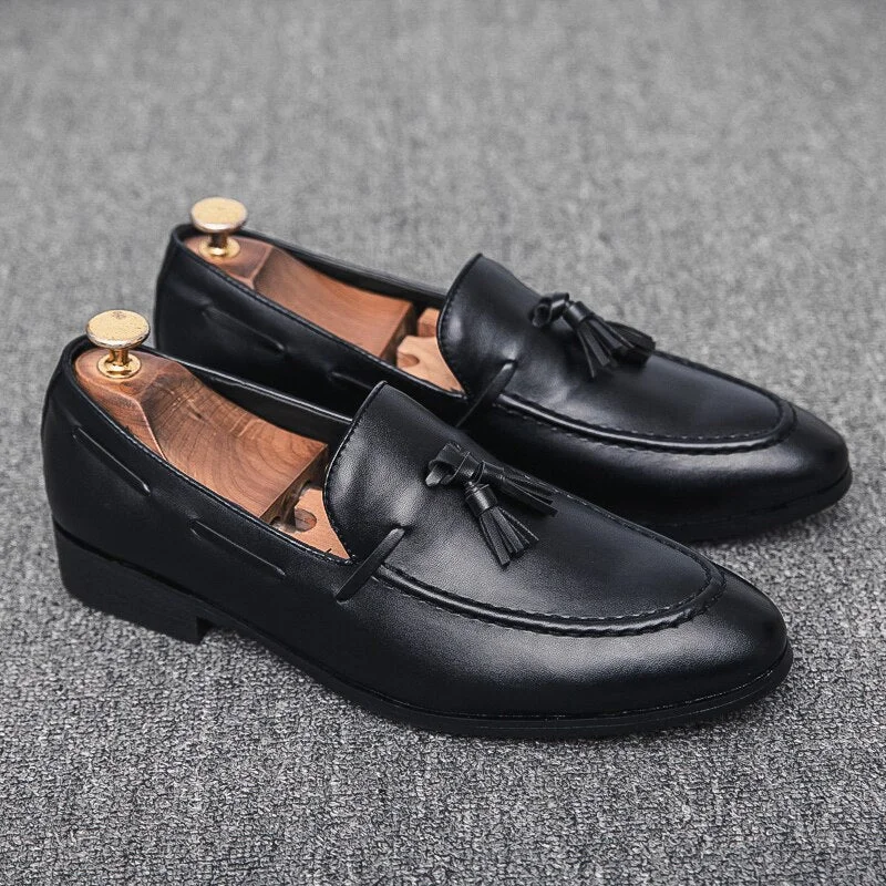 Christmas Gift Men Casual Shoes Fashion Men Shoes tassel Leather Men Loafers Moccasins Slip On Men's Flats party Loafers Male Shoes