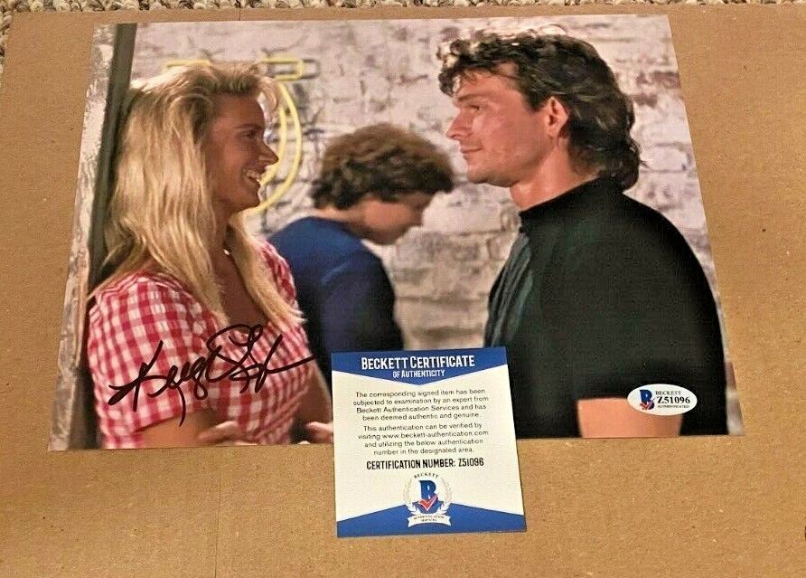 KELLY LYNCH SIGNED ROADHOUSE 8X10 Photo Poster painting BECKETT CERTIFIED