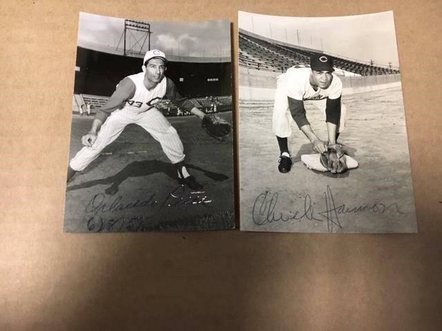 Orlando Pena Signed 3x4 1/2 Cincinnati Ballclub Photo Poster painting**