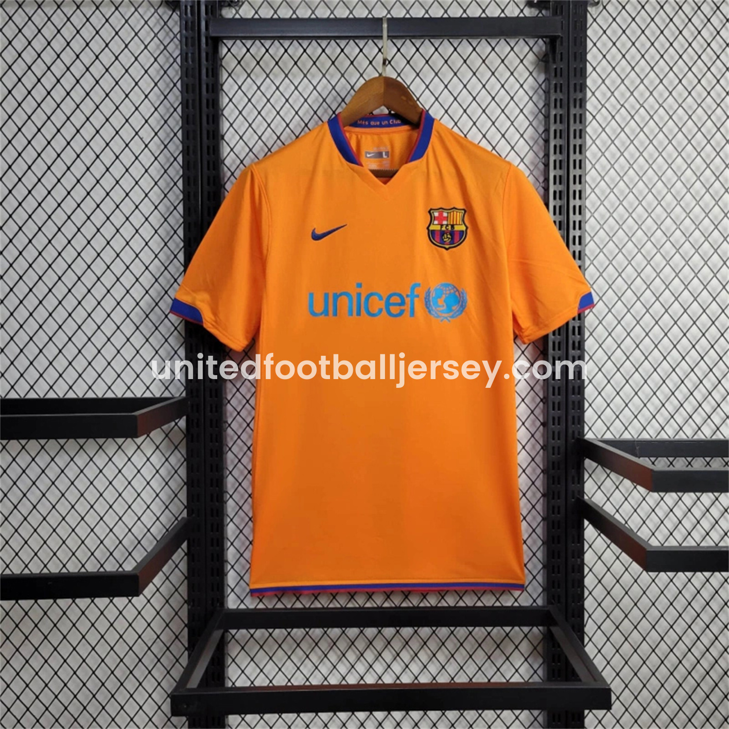 B.A.R.S.A Retro 06-07 Away Jersey