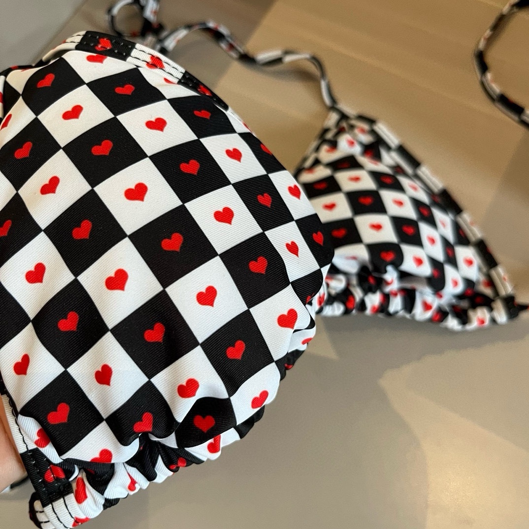 A4cdb601a890eeee2601de9dcef3c077