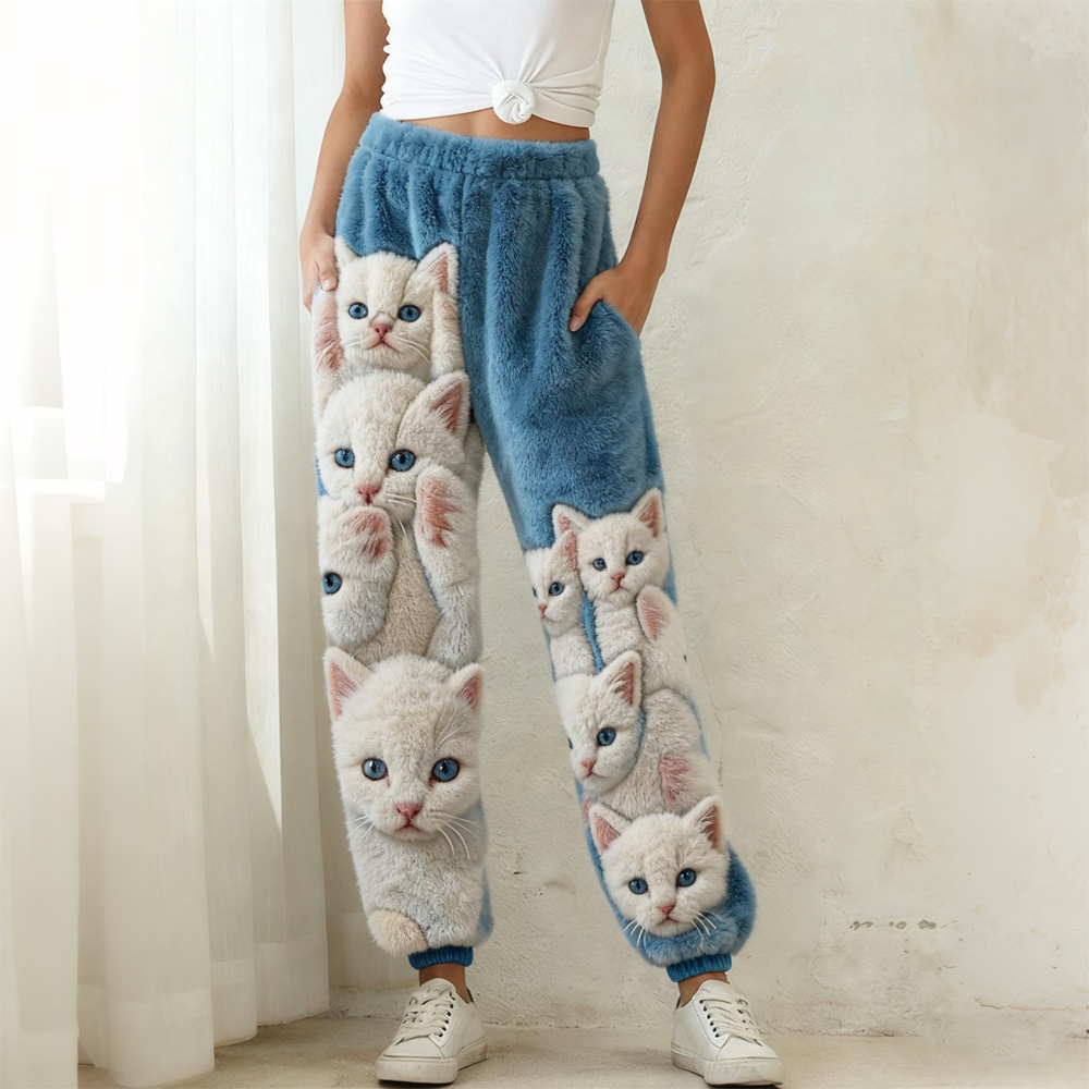 Lovely Fuzzy Cats Embroidered Cozy Plush Sweatpants elevenforest