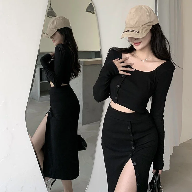 Uveng Uveng New Suit Hottie Exposed Umbilled Long-Sleeved Top + High Waist Open Half-Body Bag Skirt Two Sets