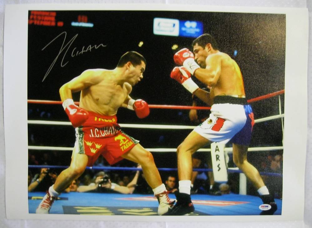 Julio Cesar Chavez Sr. Signed 16x20 Photo Poster painting on Canvas vs. De La Hoya ~ PSA/DNA COA