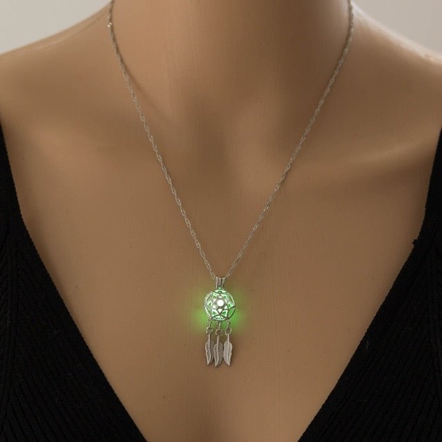 Glowing Luminous Leaf Tassel Necklace [LOW STOCK]