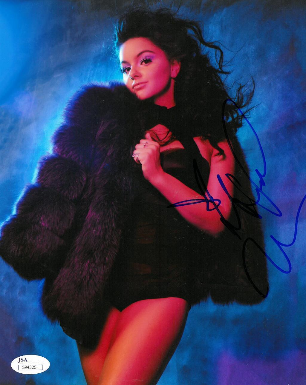 Ariel Winter Signed Authentic Autographed 8x10 Photo Poster painting JSA #S94325