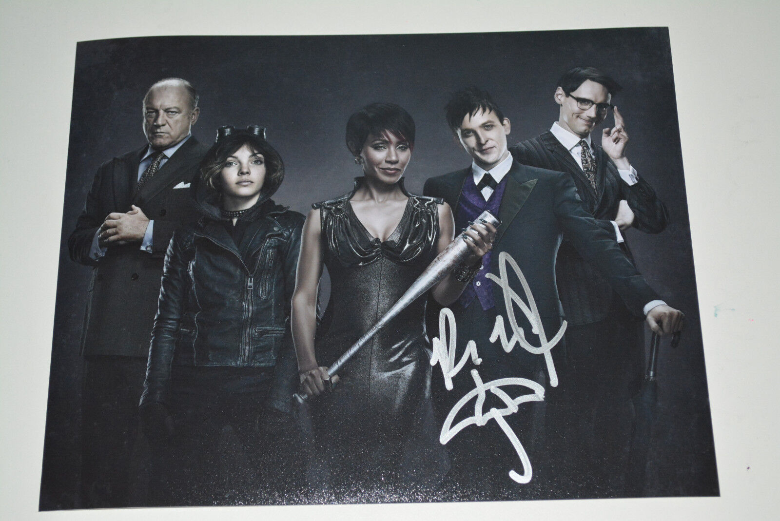 ROBIN LORD TAYLOR signed autograph In Person 8x10 20x25 cm GOTHAM Penguin