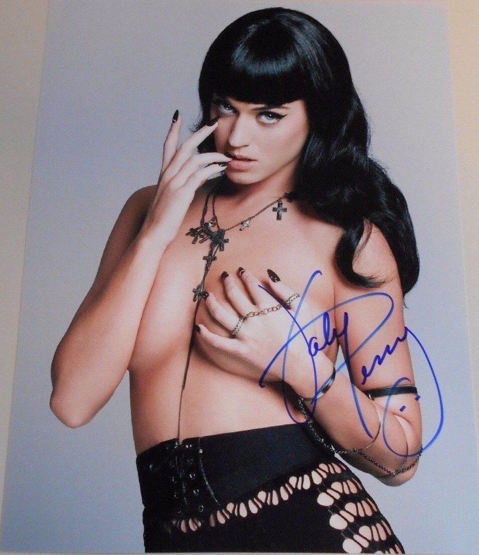 KATY PERRY * SINGER * HAND BRA * 8.5 X 11 AUTHENTIC HAND SIGNED W/COA