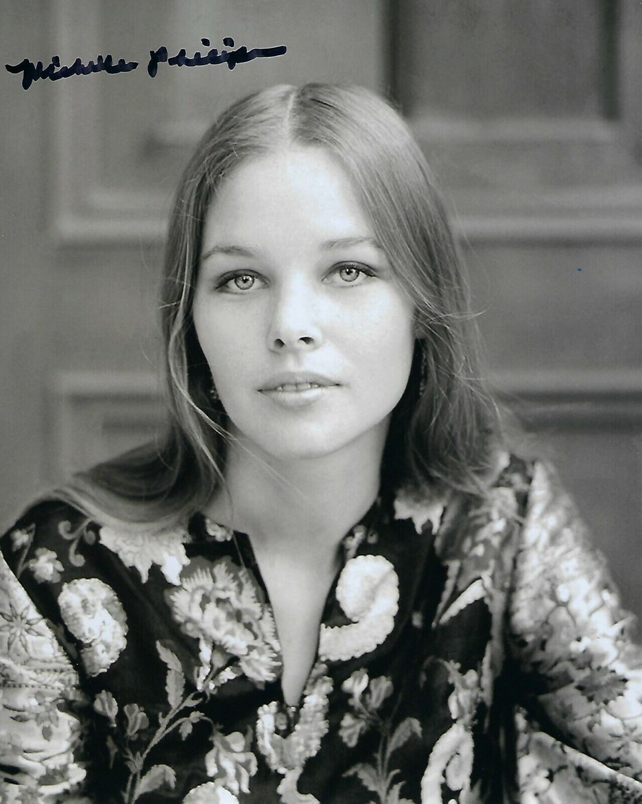 GFA The Mamas and the Papas * MICHELLE PHILLIPS * Signed 8x10 Photo Poster painting MP1 COA