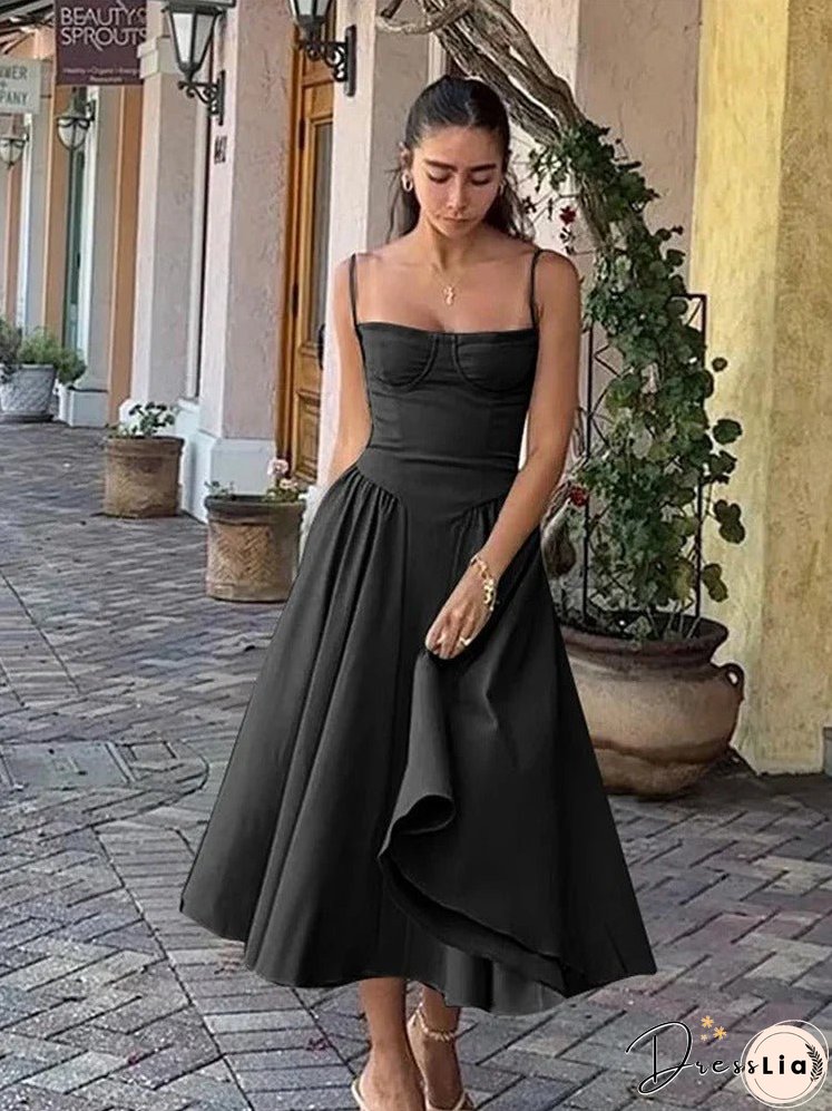 Fashion-forward and light Dress