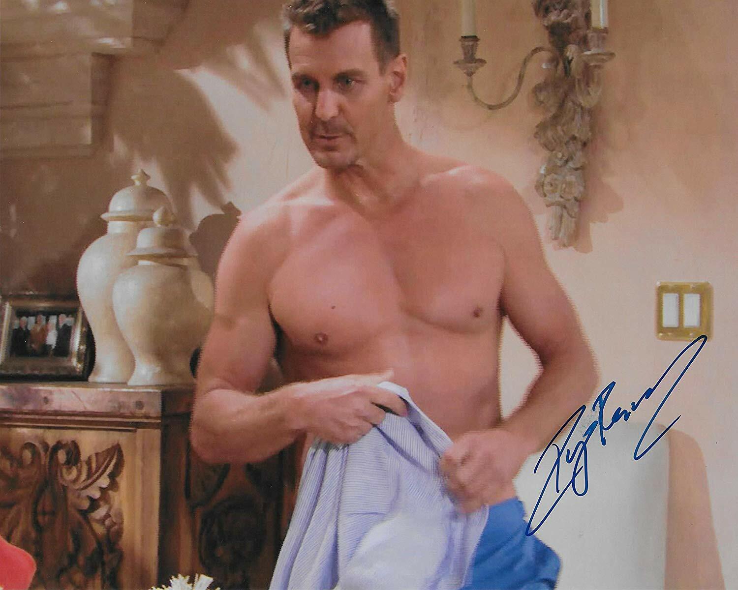 Ingo Rademacher GH Shirtless Beefcake Original Autographed 8X10 Pic At Hshow