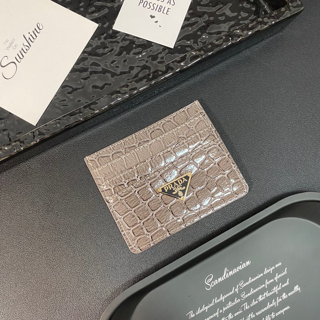 PRADA Crocodile Leather Card Storage Wallet Triangle Logo Card Holder