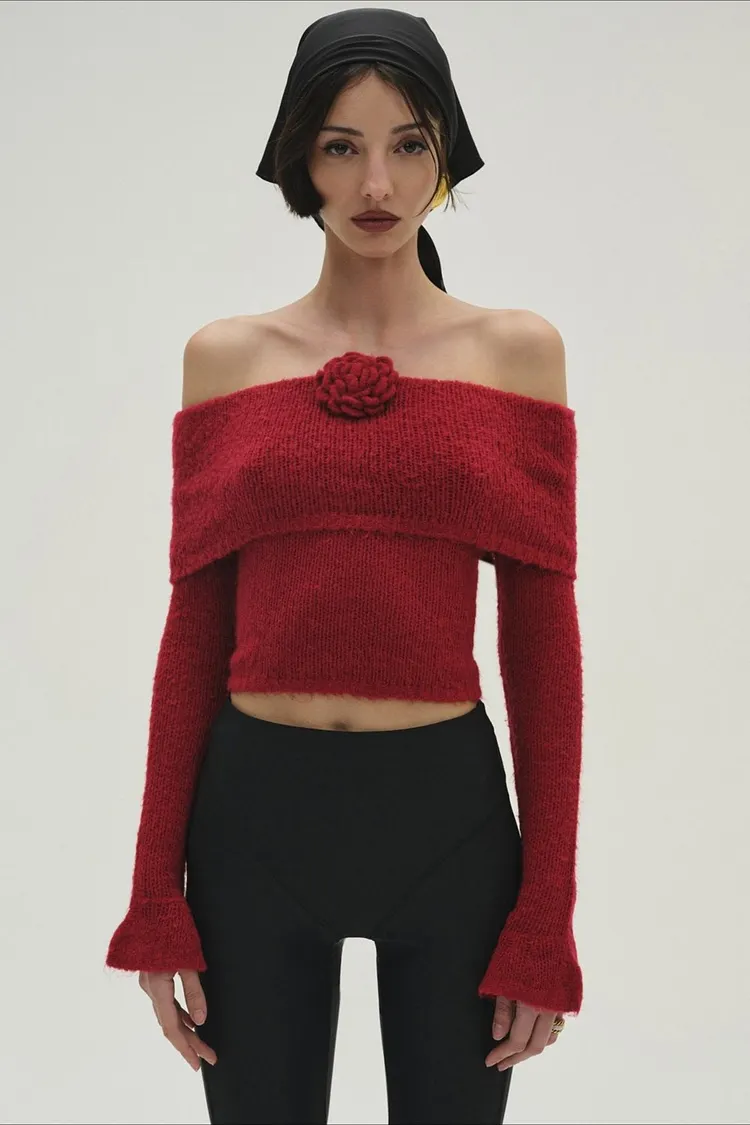 3D Floral Off-Shoulder Fitted Knitted Long Sleeve Tee