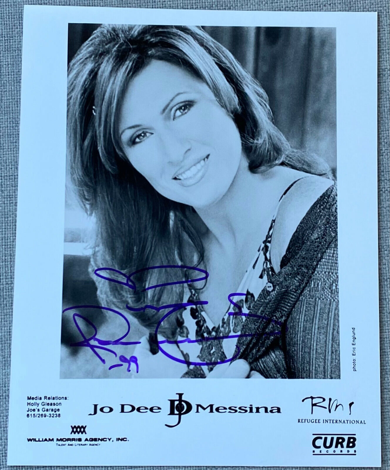 Jo Dee Messina Signed In-Person 8x10 B&W Promo Press Photo Poster painting - Authentic