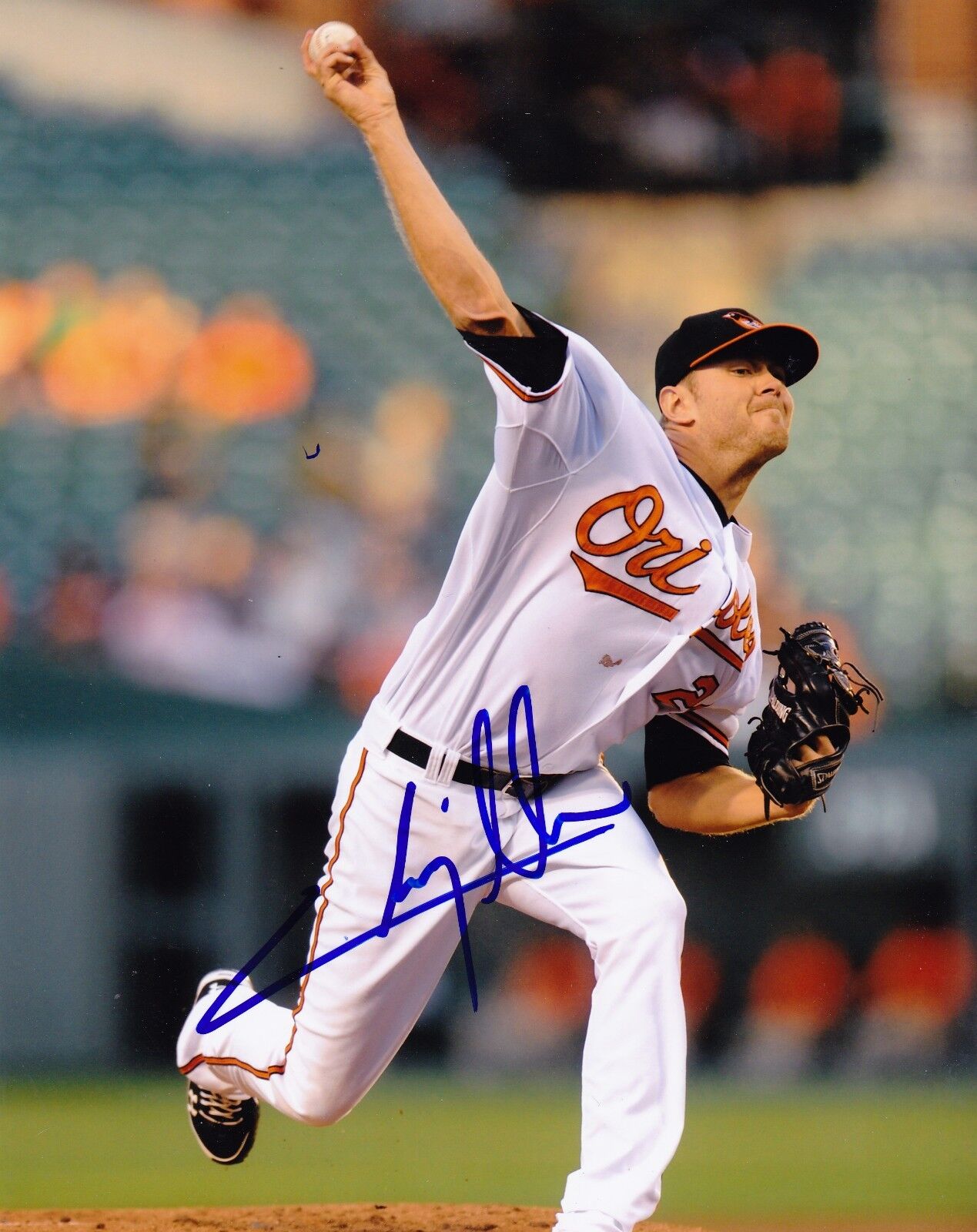 CHRIS TILLMAN BALTIMORE ORIOLES ACTION SIGNED 8x10