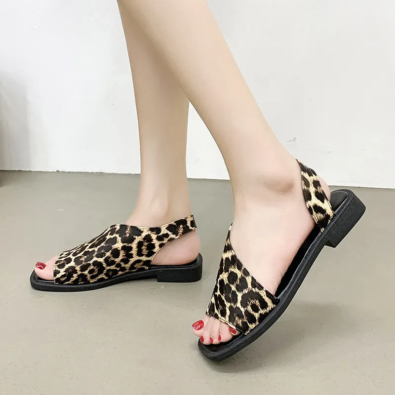 Breakj Breakj Sandals Women 2025 Summer New Large-Size Fish Mouth Side Empty Fashion Thick Heel Low-Heeled Sandals Tide