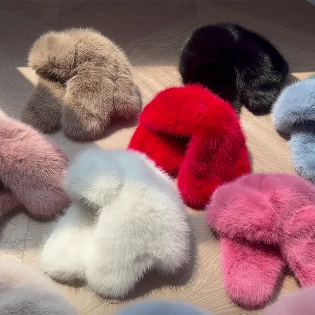 Winter Women Fluffy Furry Faux Fox Fur Bomber Hats Flaps Luxury Vintage Y2k Girls Warm Earflap Snow Ski Hat Caps Russian 