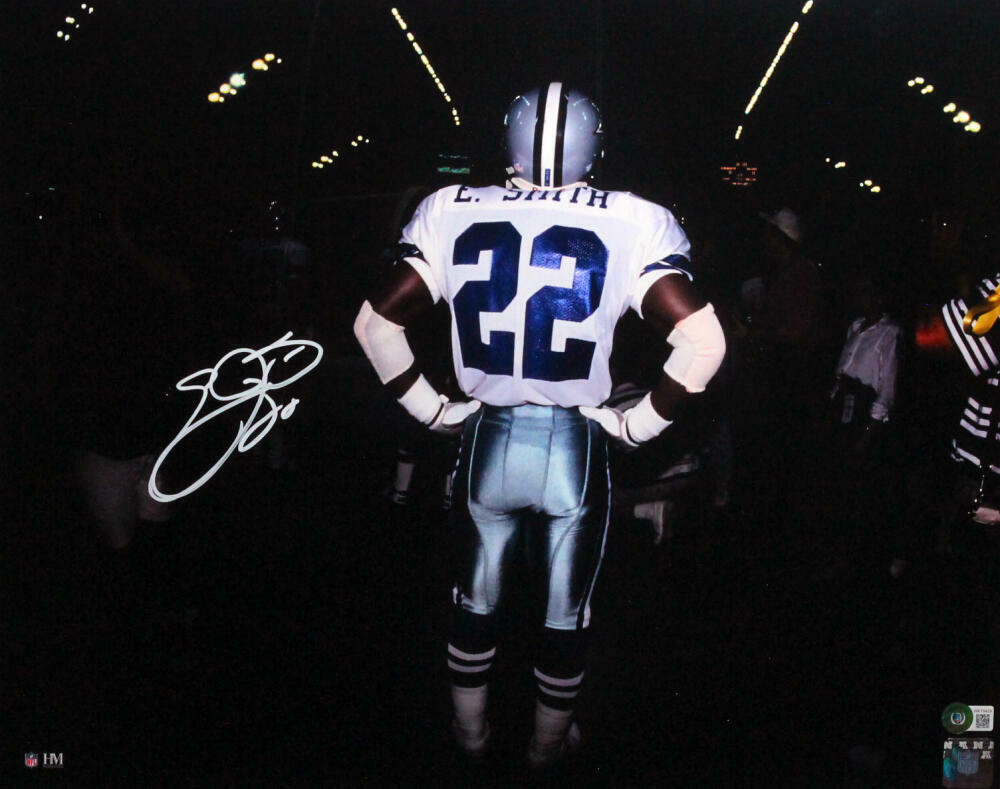 Emmitt Smith Autographed Cowboys Back Tunnel 16x20 HM Photo Poster painting-Beckett W Holo*White