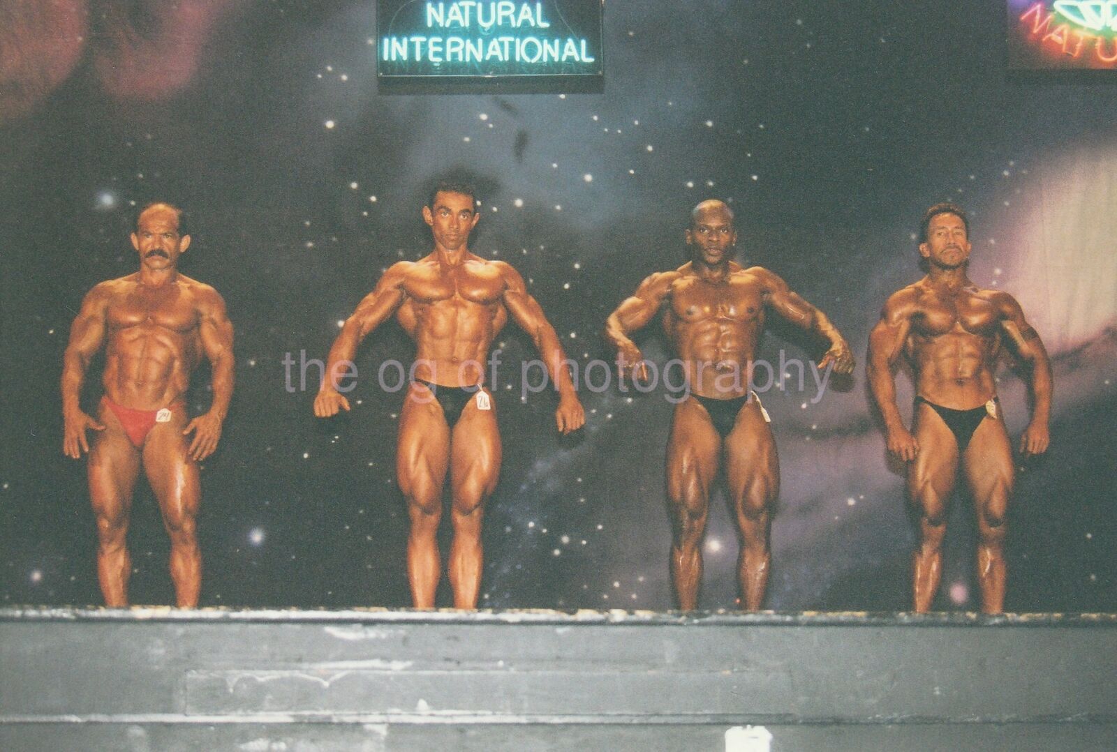 MUSCLE MEN Found Photo Poster paintinggraph Photo Poster paintingGRAPHER GENE MOZEE Bodybuilding POSERS 92 11 H