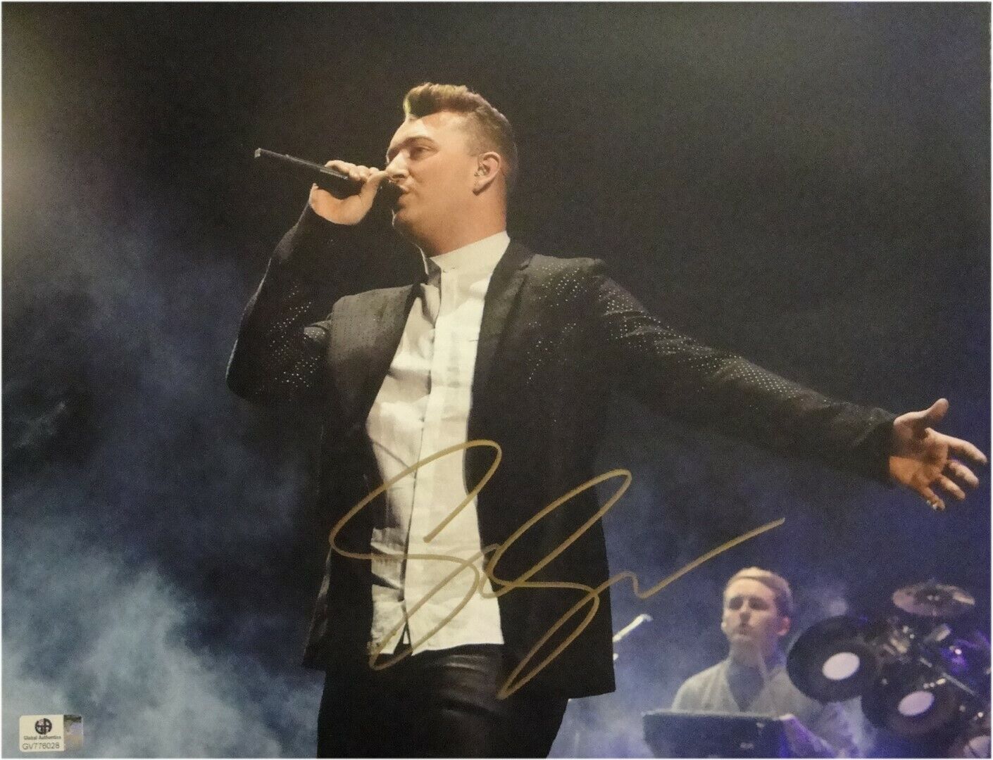 Sam Smith Signed Autographed 11X14 Photo Poster painting Sexy Performing Black Jacket GA776028