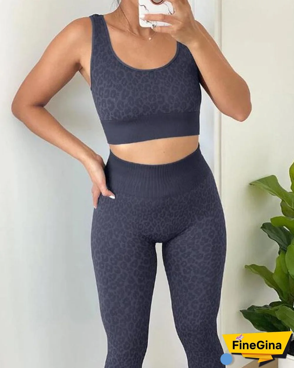 Leopard Comfortable Seamless Yoga Set