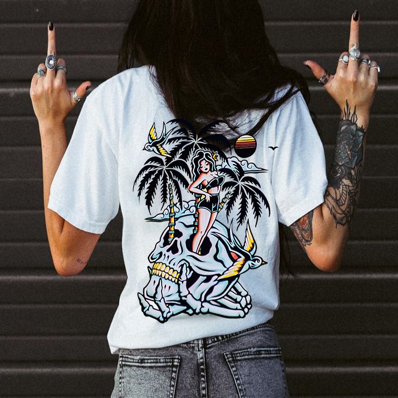 Woman Standing On Skull ​Printed Casual T-shirt - Krazyskull