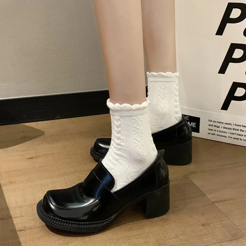 Transparent Pearl High Heels Shoes Woman Big Round Toe Patent Leather Pumps Women Retro Slip On Chunky Heels Lolita Shoes