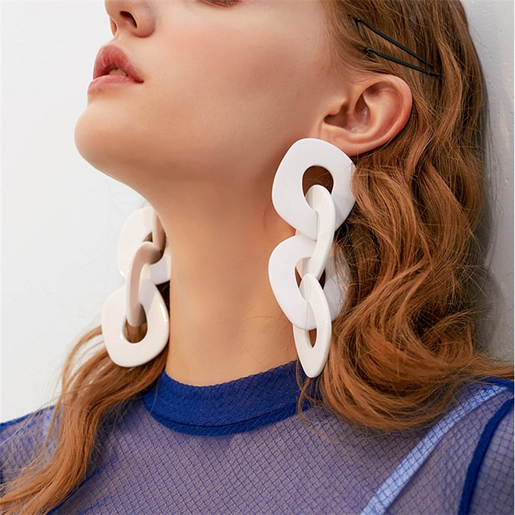 Exaggerated atmosphere acrylic earrings