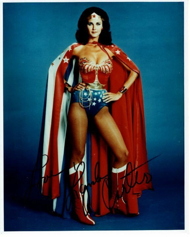 Lynda carter signed autographed 8x10 wonder woman diana prince Photo Poster painting