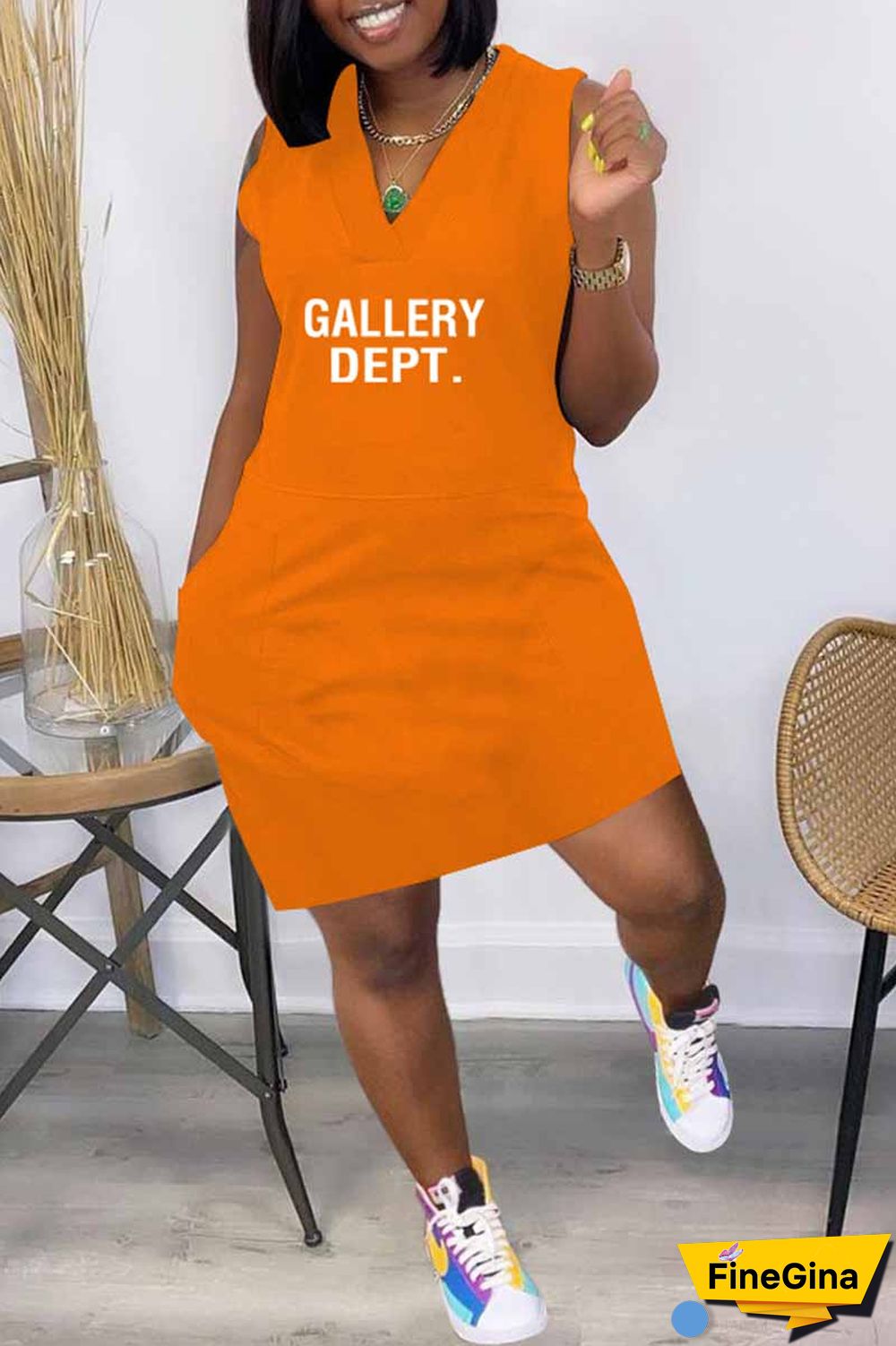 Army Green Street Print Letter V Neck One Step Skirt Dresses